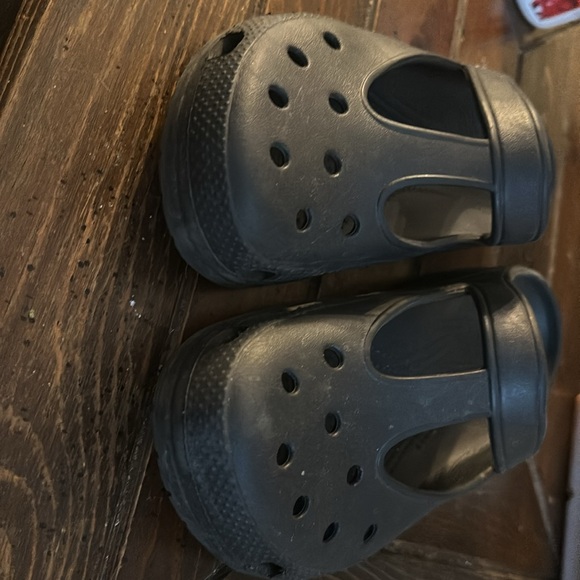 Crocs women Mary Jane style 8 used - Picture 2 of 9